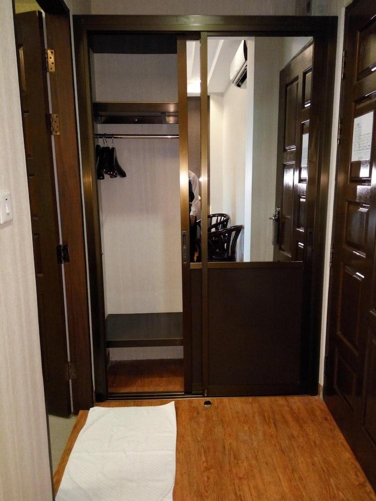 Hotel Kan Yeik Thar Yangon Ngoại thất bức ảnh