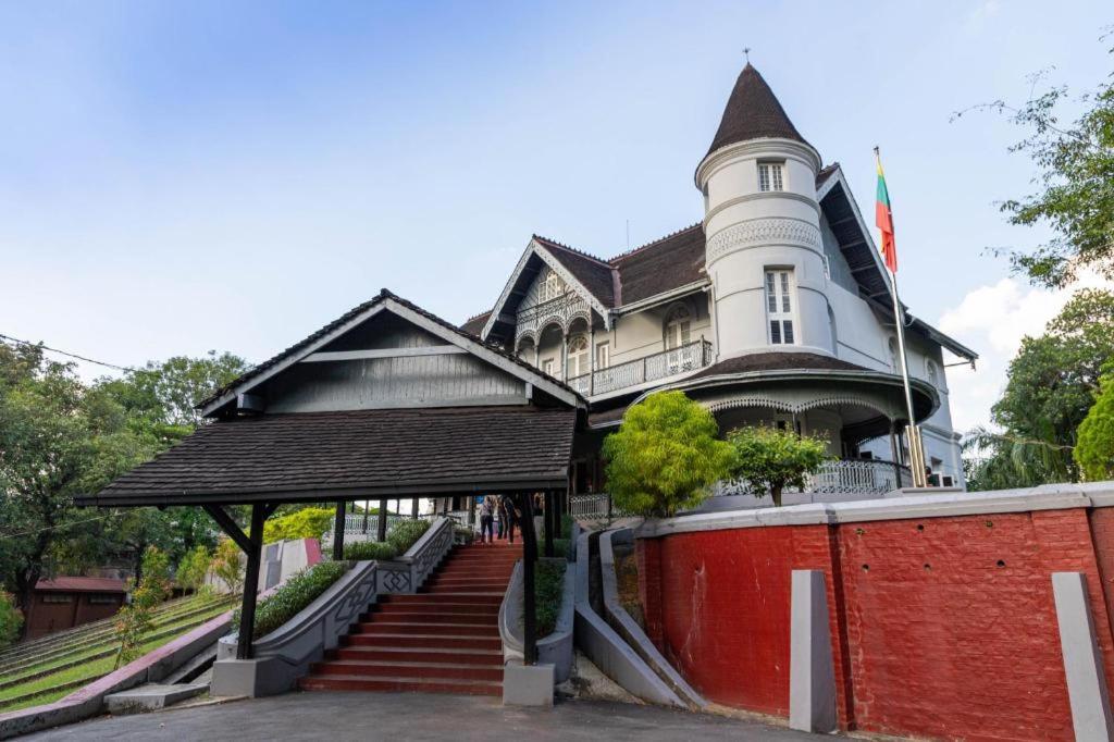 Hotel Kan Yeik Thar Yangon Ngoại thất bức ảnh