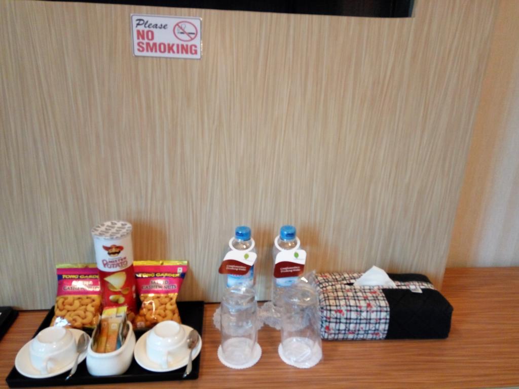 Hotel Kan Yeik Thar Yangon Ngoại thất bức ảnh