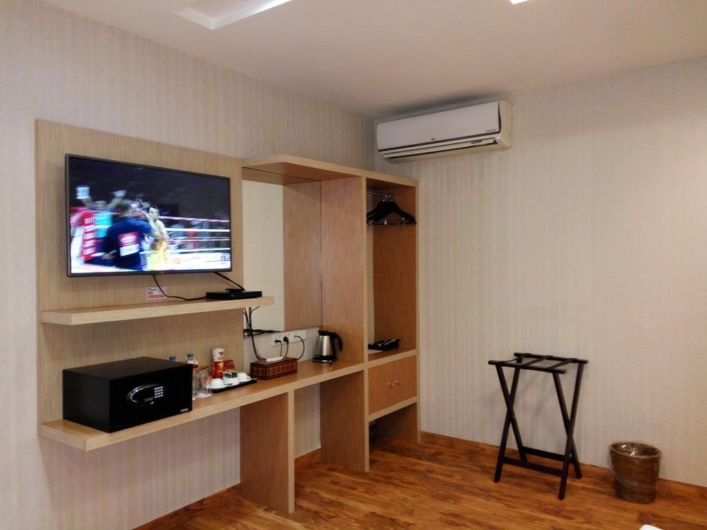 Hotel Kan Yeik Thar Yangon Ngoại thất bức ảnh