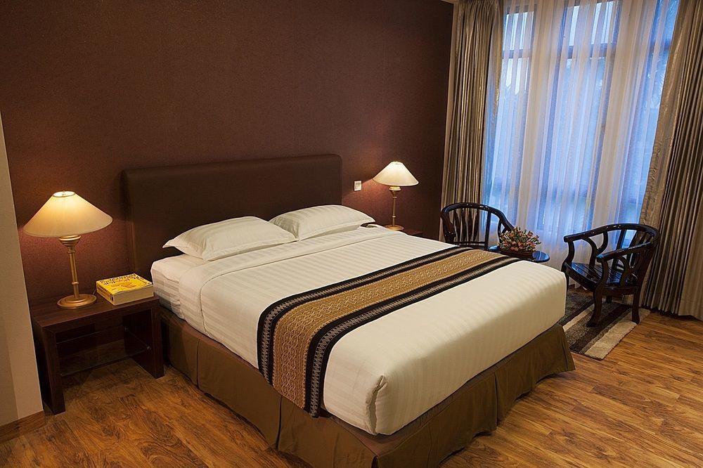 Hotel Kan Yeik Thar Yangon Ngoại thất bức ảnh